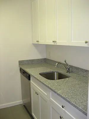 Rented by Realty Operations Group | media 6