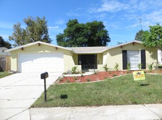 9035 Rainbow Ln, Port Richey, FL 34668