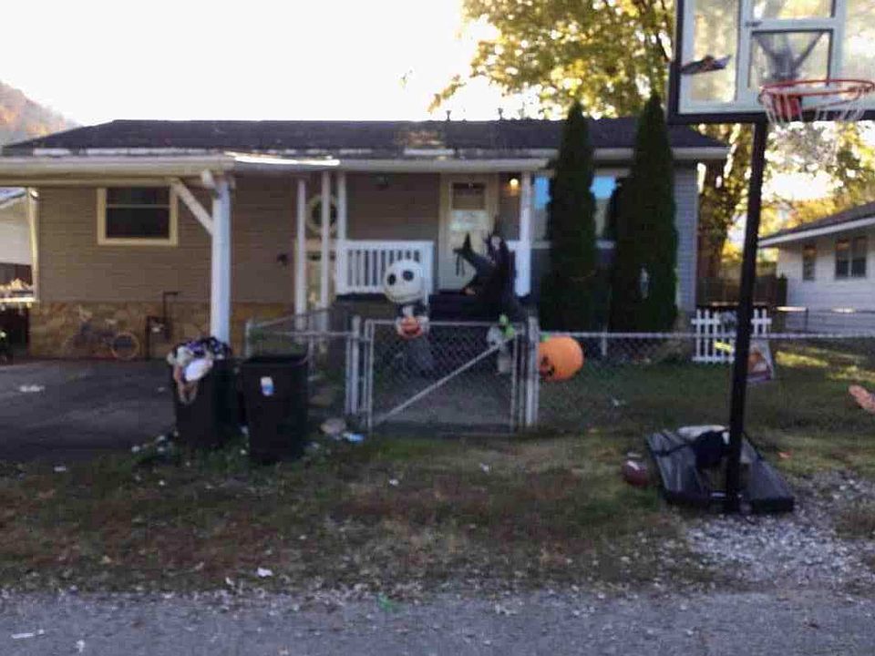 1st image of 132 Surface St