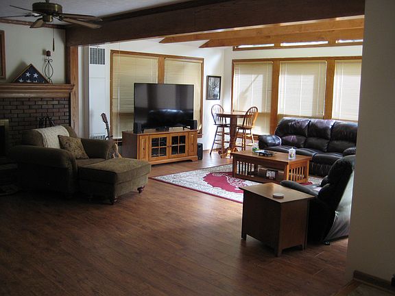 Over 500 square foot Greatroom