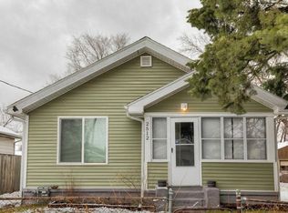 2512 Lyon St, Des Moines, IA 50317