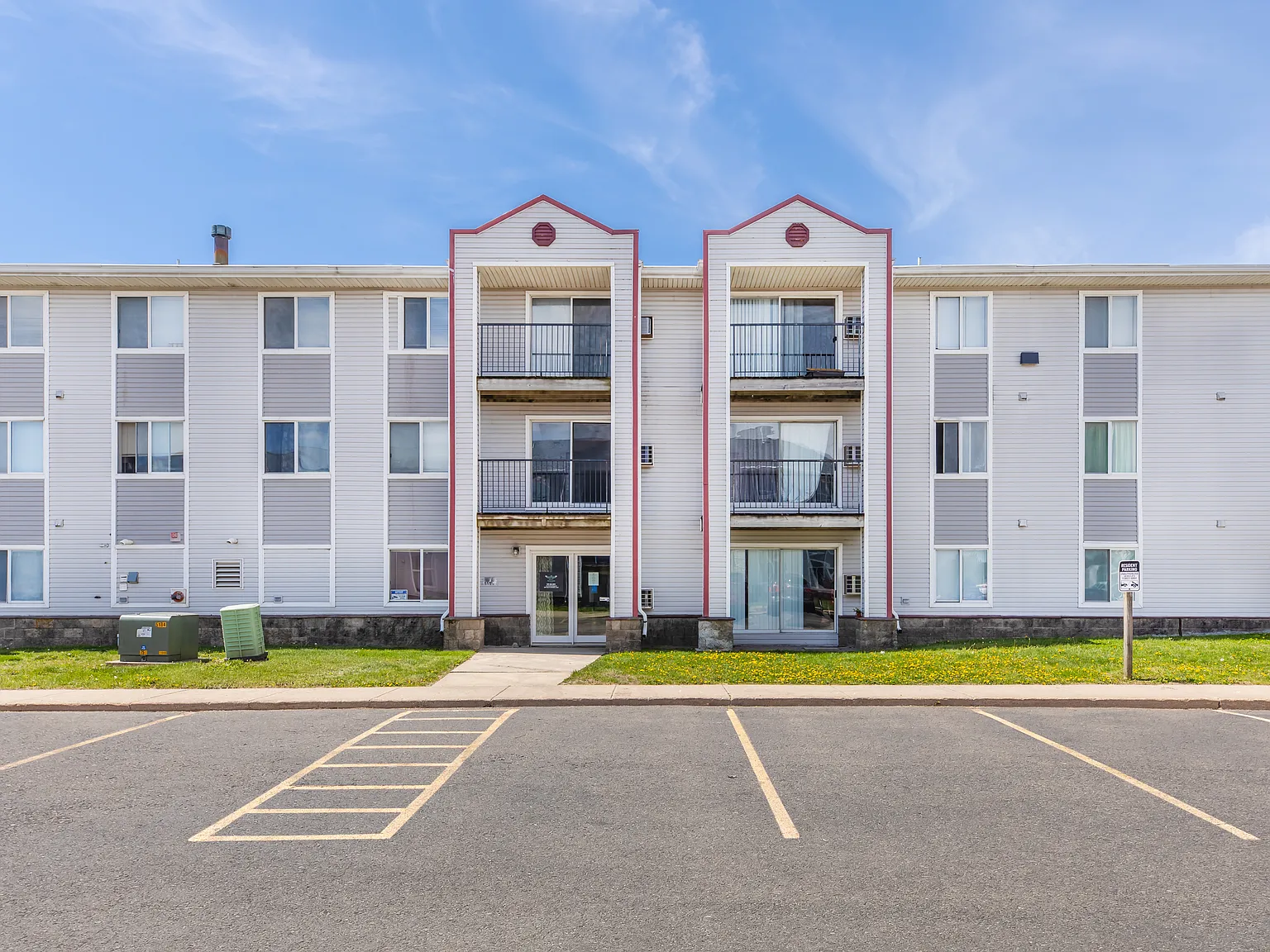 Northern Place Apartments — Photo 2