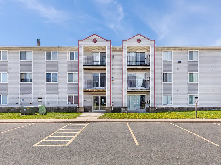 Northern Place Apartments — Photo 3