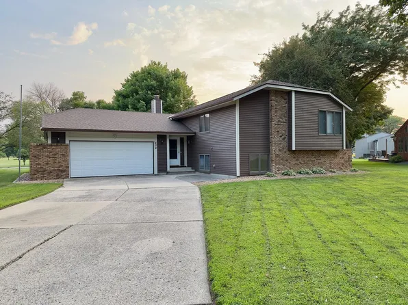 404 Crescent Dr, Albert Lea, MN 56007