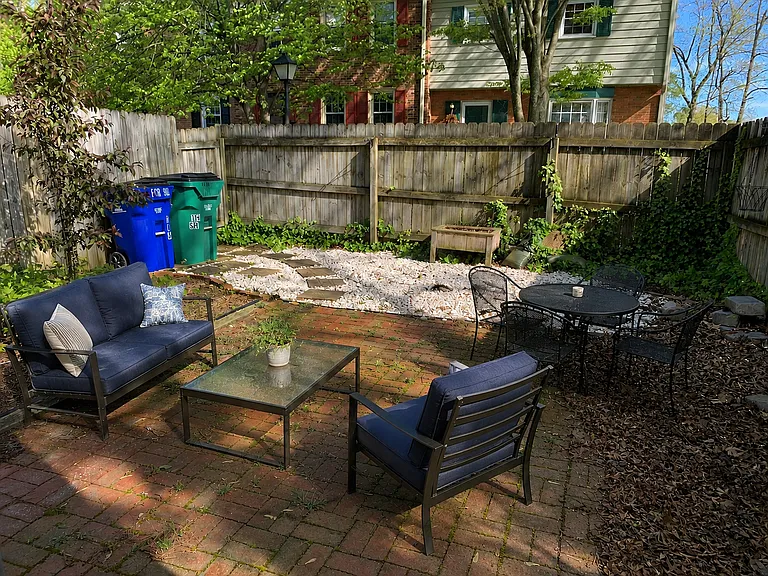 114 Southampton Ct #1 — Photo 10