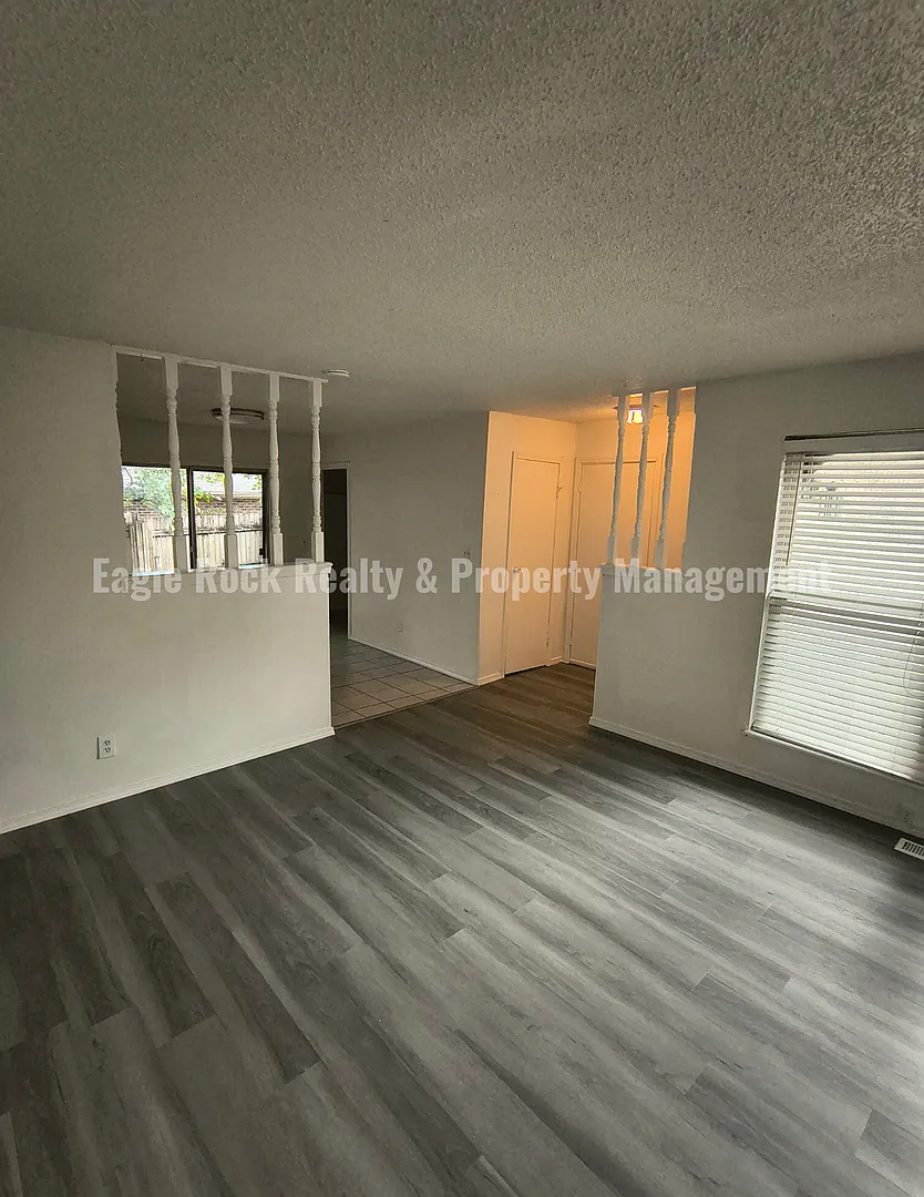 4627 South 72nd East Place — Photo 4