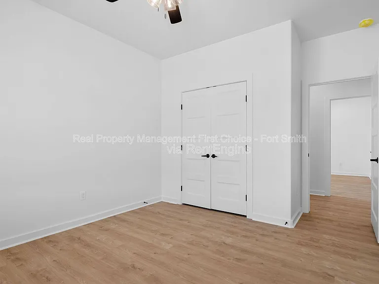 8705 Cantera Dr #B — Photo 17