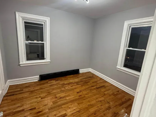 174 Corson Avenue image 1 of 10