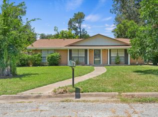 2803 Bois D Arc St, Commerce, TX 75428