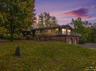 5189 W Ellsworth Rd, Ann Arbor, MI 48103