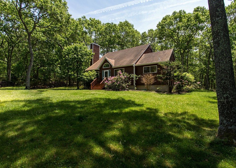 Private and peaceful hilltop