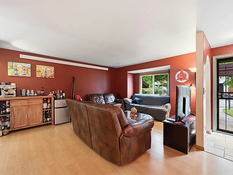 17206 W 15th Pl — Photo 4