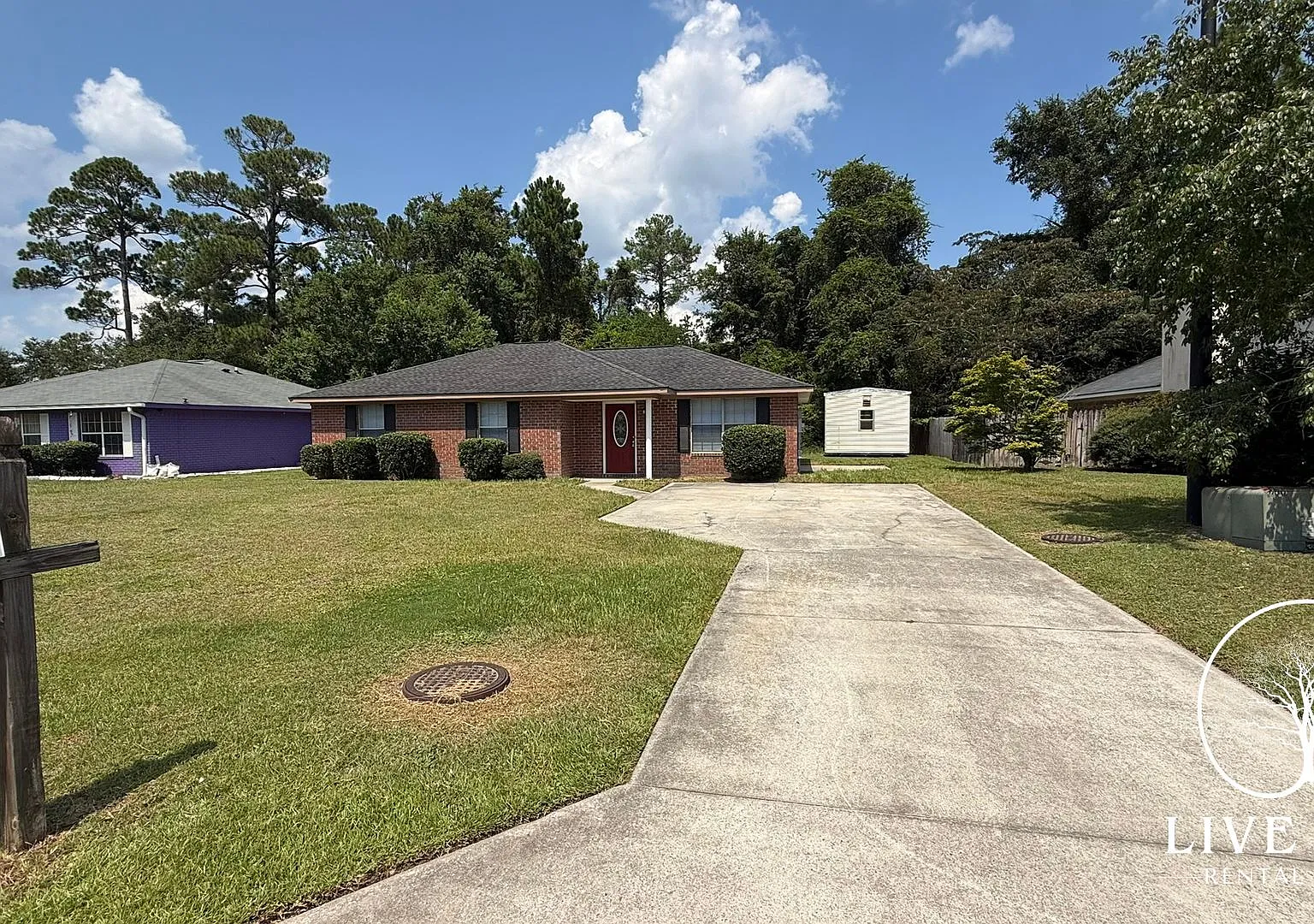 Ask about a 1/2 month for free with a one year lease! — Photo 2