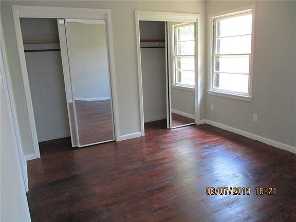 4th image of 310 Glenhaven Dr
