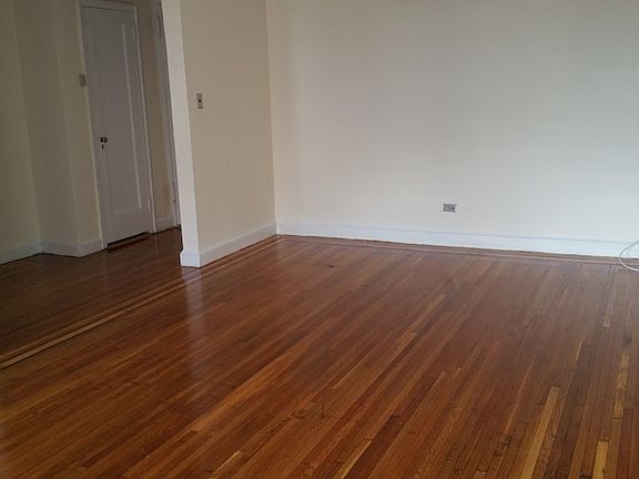 4th image of 10825 72nd Ave #6L