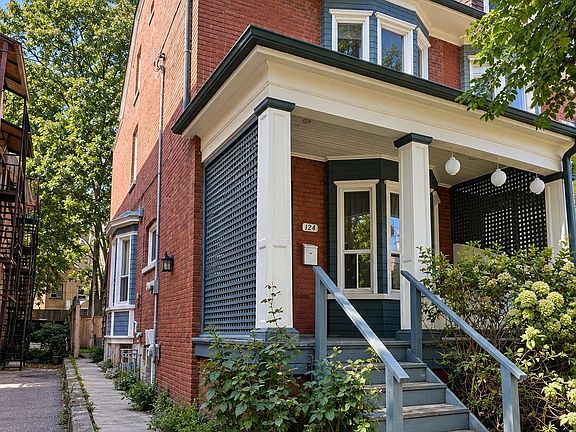 2nd image of 124 Close Ave