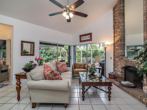 2nd image of 18258 Lake Bend Dr