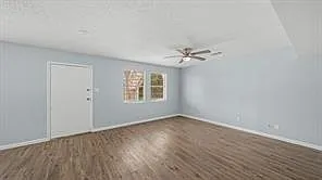2 bed, 1.0 bath, 7200 sqft, $895 — Photo 4