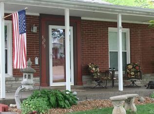 8009 Troost St, Saint Louis, MO 63123