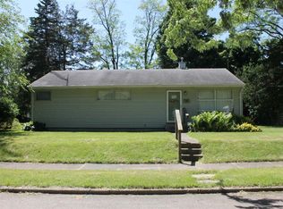 2209 S Glen St, South Bend, IN 46613