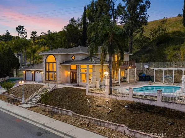 1677 Laurelwood Ave, Colton, CA 92324