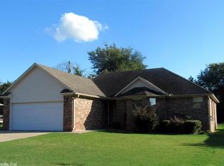 117 Rock Creek Dr, Morrilton, AR 72110