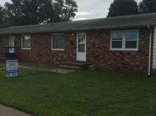124 E 1st St, Hartford, IL 62048