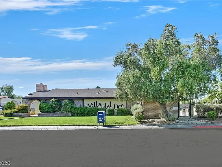 4474 Buena Vista Dr — Photo 25