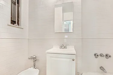 Rented by Algin Management