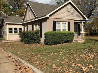 318 W Plum St, Durant, OK 74701