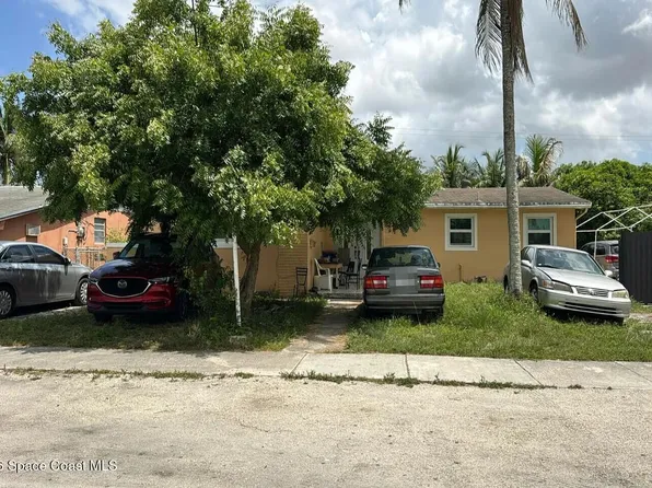 1360 NW 197th St, Miami Gardens, FL 33169