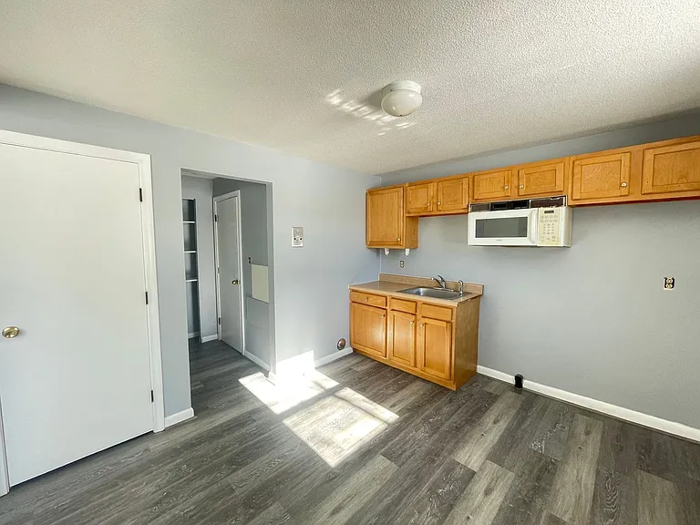 181 Loudon Rd #212 — Photo 7