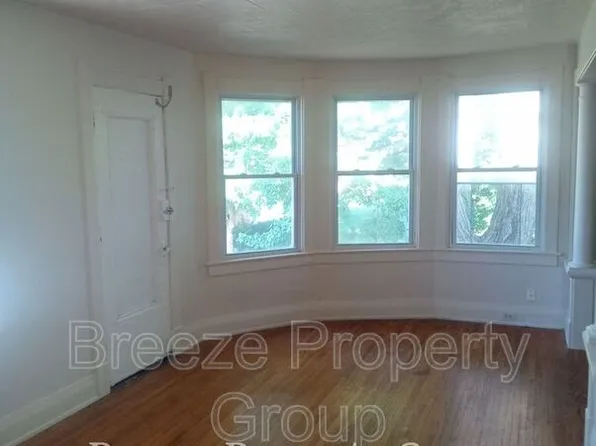 228 Langdon St, Toledo, OH 43609