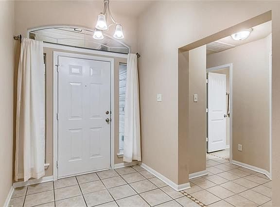 4th image of 1506 Jackie Robinson Pl