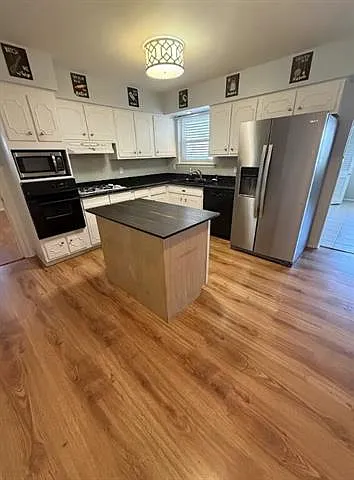 4901 Purdue Dr — Photo 3