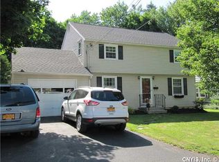3 Maxwell Rd, Camillus, NY 13031