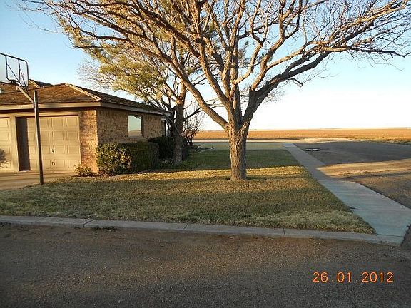 4th image of 402 Aubrey Ln
