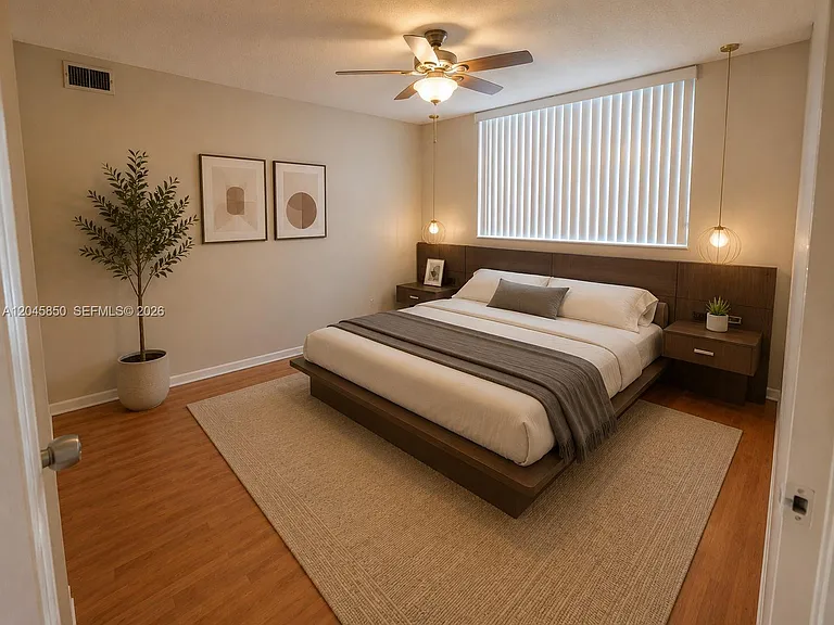 1800 N Lauderdale Ave #1210 — Photo 6