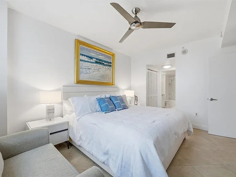 3020 NE 32nd Ave #1103 — Photo 9