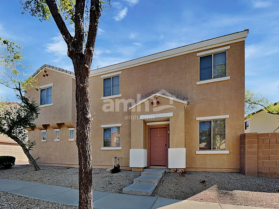 22031 N 30th Ln