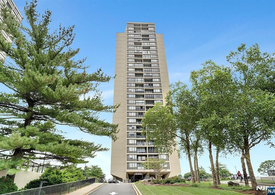1st image of 5 Horizon Rd APT 2102