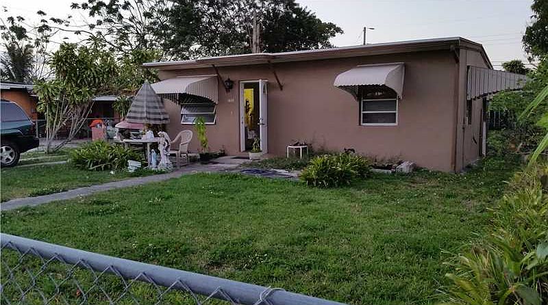 2nd image of 1685 NW 121st St