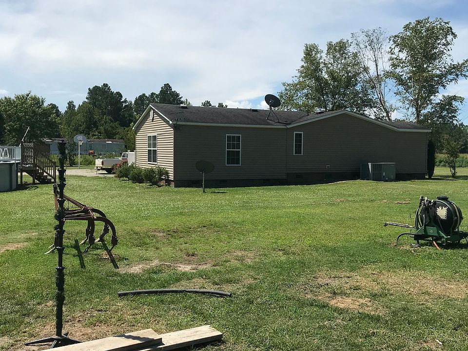 2nd image of 185 Webb Rd
