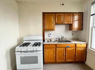 7 W 26th St #6, Bayonne, NJ 07002