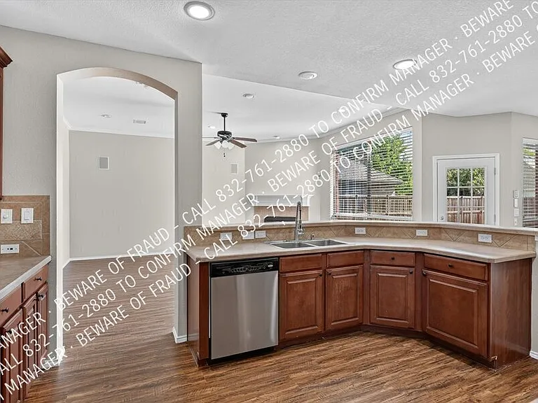 12330 Red Hawk Dr — Photo 12