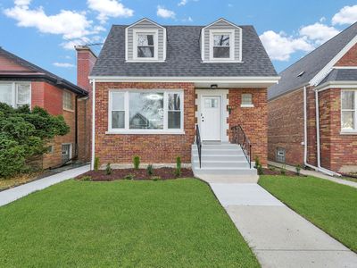 8047 S Mozart St, Chicago, IL, 60652