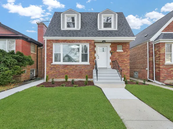 8047 S Mozart St, Chicago, IL 60652