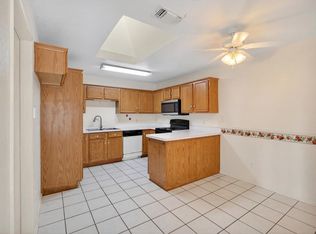 7016 Snowivy Ct, Arlington, TX 76001