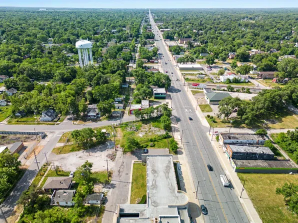 3989 Broadway, Gary, IN 46409