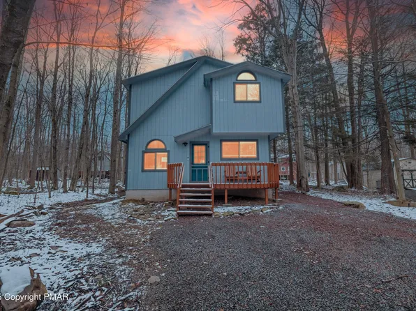 5129 Winamac Dr, Pocono Lake, PA 18347